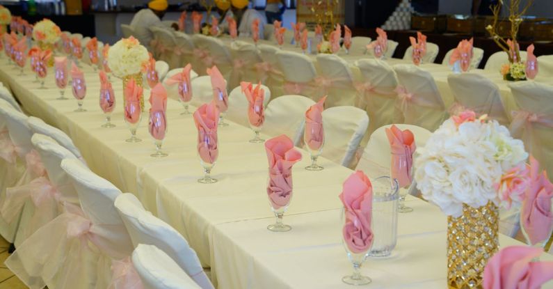 Galas - Banquet tables set for wedding celebration